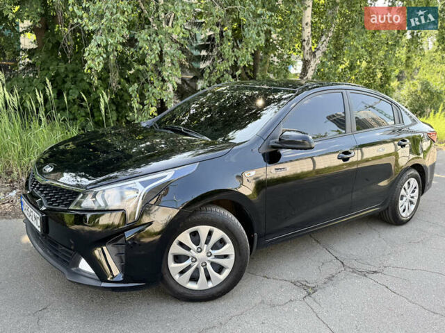Черный Киа Рио, объемом двигателя 1.37 л и пробегом 25 тыс. км за 11999 $, фото 13 на Automoto.ua