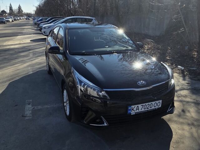 Черный Киа Рио, объемом двигателя 1.6 л и пробегом 59 тыс. км за 16714 $, фото 1 на Automoto.ua