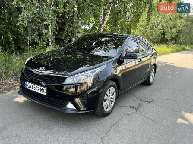 Черный Киа Рио, объемом двигателя 1.37 л и пробегом 25 тыс. км за 11999 $, фото 3 на Automoto.ua