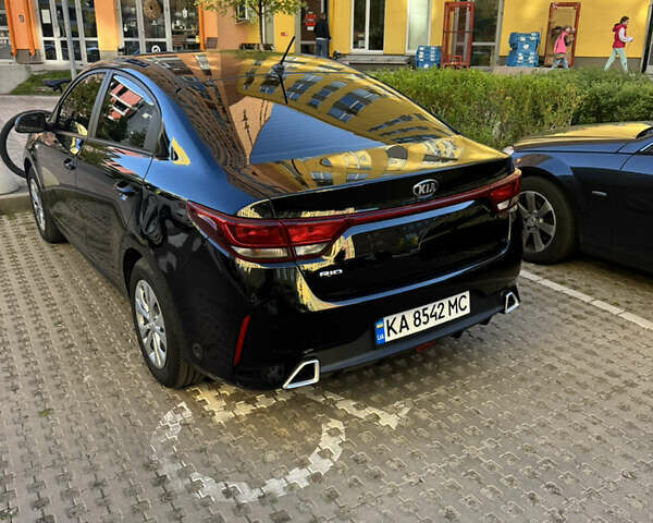 Черный Киа Рио, объемом двигателя 1.37 л и пробегом 23 тыс. км за 12600 $, фото 4 на Automoto.ua