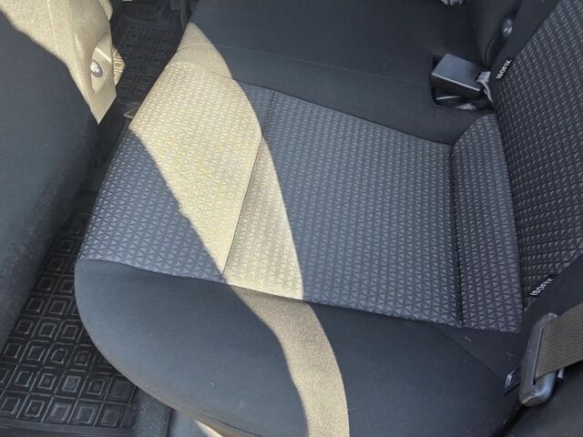 Черный Киа Рио, объемом двигателя 1.6 л и пробегом 59 тыс. км за 16714 $, фото 12 на Automoto.ua