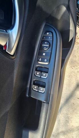 Черный Киа Рио, объемом двигателя 1.59 л и пробегом 59 тыс. км за 14999 $, фото 16 на Automoto.ua