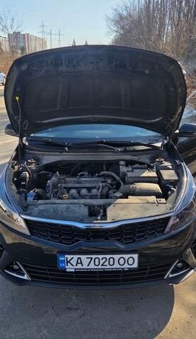 Черный Киа Рио, объемом двигателя 1.59 л и пробегом 59 тыс. км за 14999 $, фото 9 на Automoto.ua