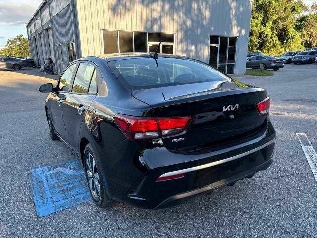 Черный Киа Рио, объемом двигателя 1.6 л и пробегом 32 тыс. км за 2800 $, фото 1 на Automoto.ua