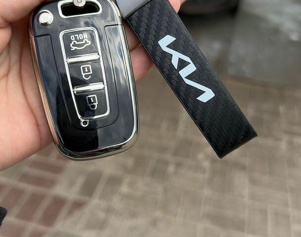 Коричневый Киа Рио, объемом двигателя 1.4 л и пробегом 180 тыс. км за 8500 $, фото 4 на Automoto.ua