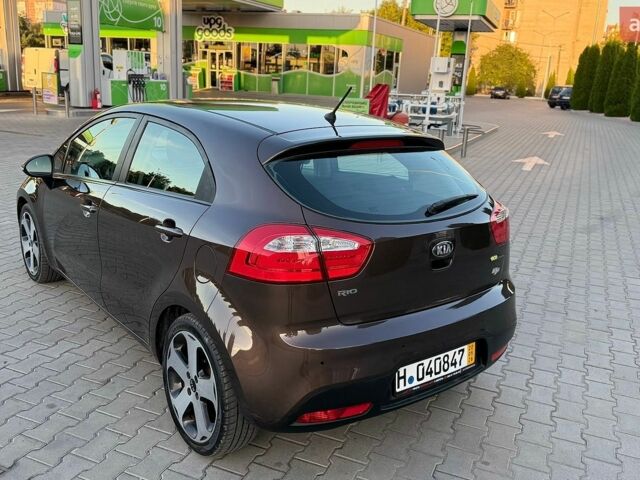 Коричневый Киа Рио, объемом двигателя 1.2 л и пробегом 192 тыс. км за 6400 $, фото 18 на Automoto.ua