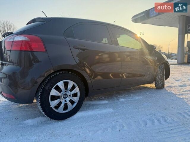 Коричневый Киа Рио, объемом двигателя 1.4 л и пробегом 171 тыс. км за 7950 $, фото 12 на Automoto.ua