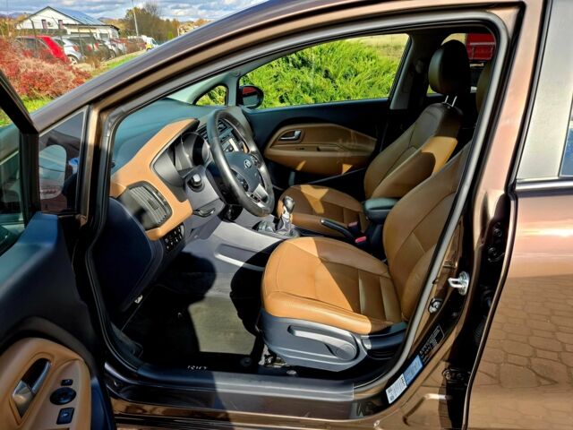 Коричневий Кіа Ріо, об'ємом двигуна 1.4 л та пробігом 89 тис. км за 4100 $, фото 6 на Automoto.ua