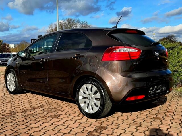 Коричневий Кіа Ріо, об'ємом двигуна 1.4 л та пробігом 89 тис. км за 4100 $, фото 5 на Automoto.ua