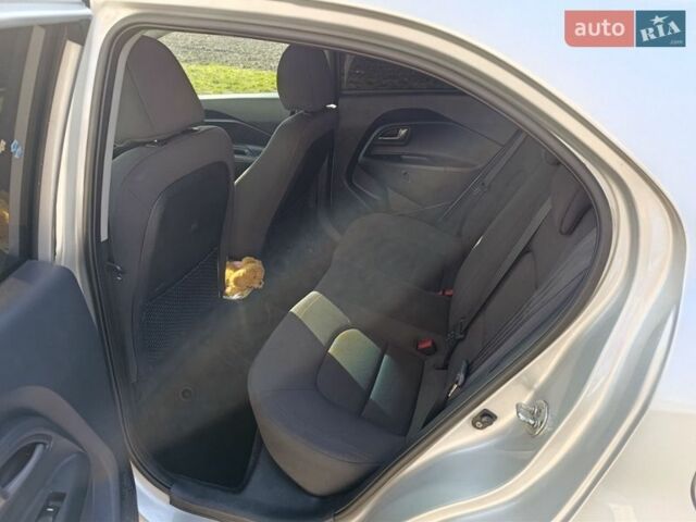 Коричневый Киа Рио, объемом двигателя 1.12 л и пробегом 236 тыс. км за 5600 $, фото 20 на Automoto.ua