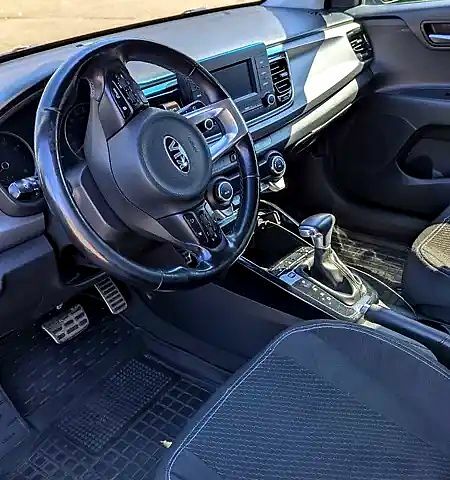 Кіа Ріо 2017 у Києві на Automoto.ua Коричневий Кіа Ріо, об'ємом двигуна 1.4 л та пробігом 113 тис. км за 14900 $, фото 2 на Automoto.ua