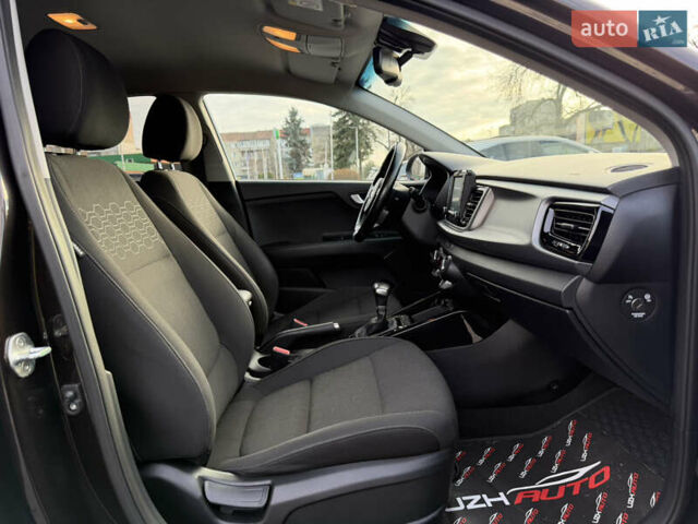 Коричневий Кіа Ріо, об'ємом двигуна 1.4 л та пробігом 82 тис. км за 14800 $, фото 44 на Automoto.ua