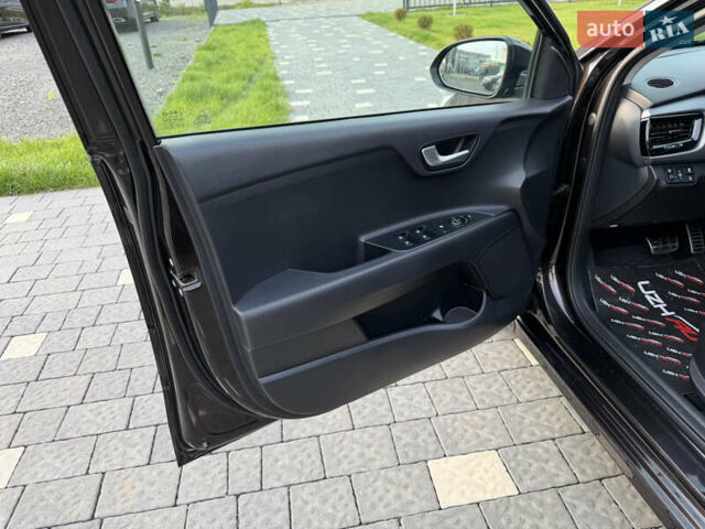 Коричневий Кіа Ріо, об'ємом двигуна 1.4 л та пробігом 82 тис. км за 14800 $, фото 22 на Automoto.ua