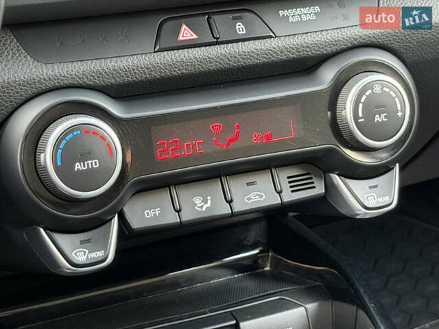 Коричневий Кіа Ріо, об'ємом двигуна 1.4 л та пробігом 82 тис. км за 14800 $, фото 54 на Automoto.ua