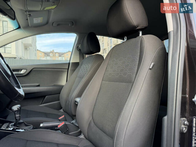 Коричневий Кіа Ріо, об'ємом двигуна 1.4 л та пробігом 82 тис. км за 14800 $, фото 28 на Automoto.ua