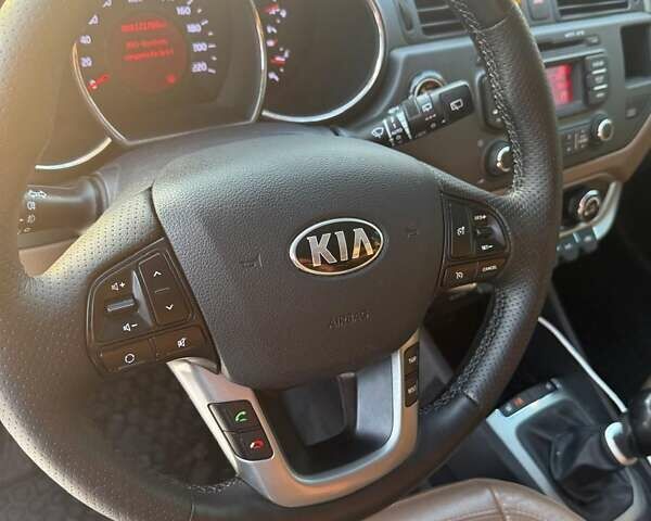 Коричневий Кіа Ріо, об'ємом двигуна 1.4 л та пробігом 171 тис. км за 7950 $, фото 16 на Automoto.ua