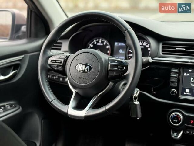 Коричневый Киа Рио, объемом двигателя 1.59 л и пробегом 67 тыс. км за 11800 $, фото 64 на Automoto.ua