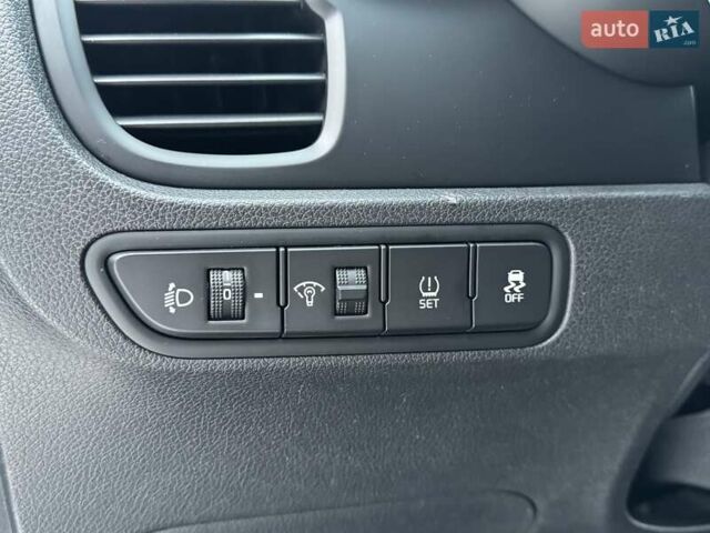 Коричневый Киа Рио, объемом двигателя 1.59 л и пробегом 67 тыс. км за 11800 $, фото 32 на Automoto.ua