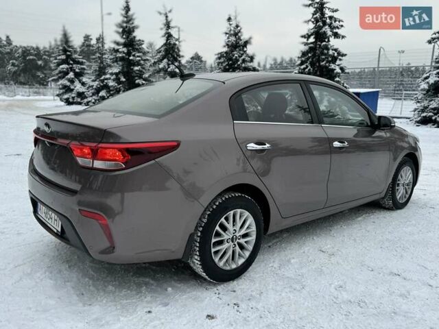 Коричневый Киа Рио, объемом двигателя 1.59 л и пробегом 67 тыс. км за 11800 $, фото 7 на Automoto.ua