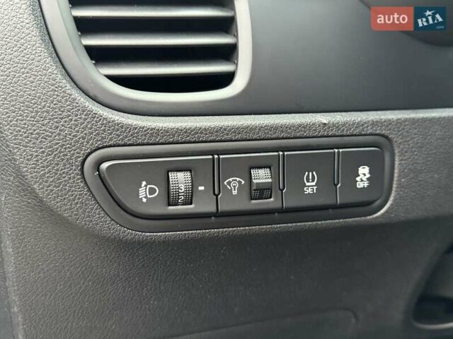 Коричневый Киа Рио, объемом двигателя 1.59 л и пробегом 67 тыс. км за 11800 $, фото 39 на Automoto.ua