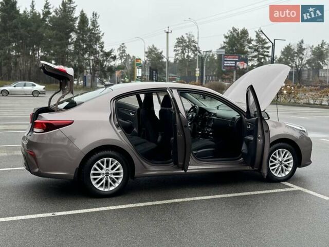 Коричневый Киа Рио, объемом двигателя 1.59 л и пробегом 67 тыс. км за 11800 $, фото 24 на Automoto.ua