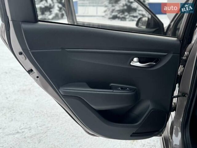 Коричневый Киа Рио, объемом двигателя 1.59 л и пробегом 67 тыс. км за 11800 $, фото 42 на Automoto.ua