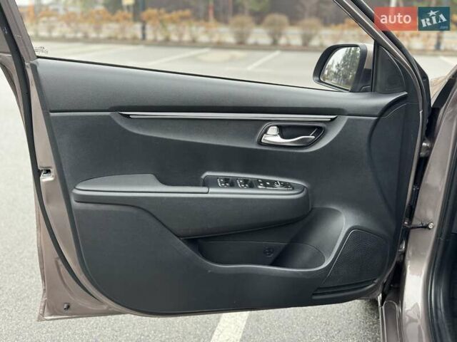 Коричневый Киа Рио, объемом двигателя 1.59 л и пробегом 67 тыс. км за 11800 $, фото 26 на Automoto.ua