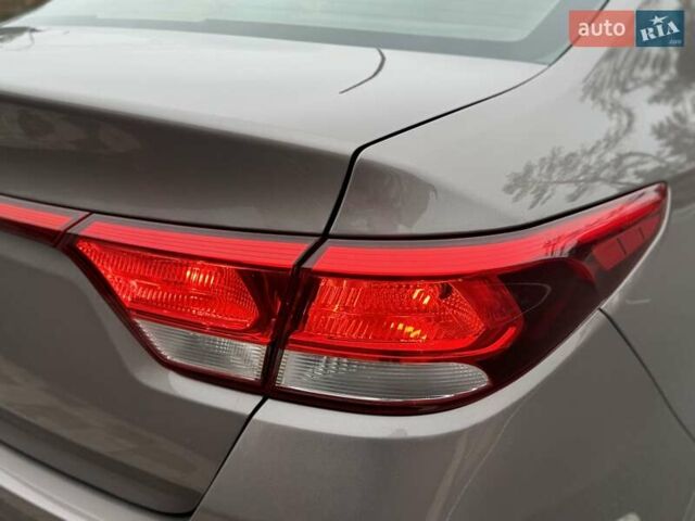 Коричневый Киа Рио, объемом двигателя 1.59 л и пробегом 67 тыс. км за 11800 $, фото 16 на Automoto.ua