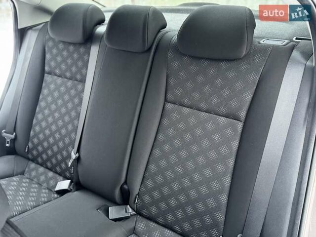 Коричневый Киа Рио, объемом двигателя 1.59 л и пробегом 67 тыс. км за 11800 $, фото 44 на Automoto.ua