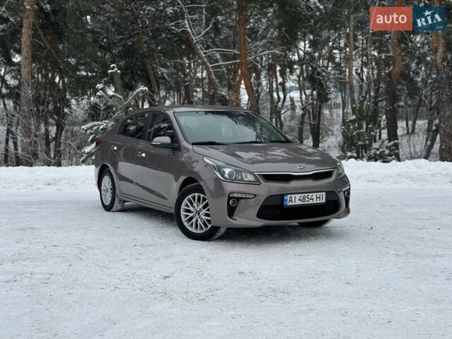 Коричневый Киа Рио, объемом двигателя 1.59 л и пробегом 67 тыс. км за 11800 $, фото 1 на Automoto.ua
