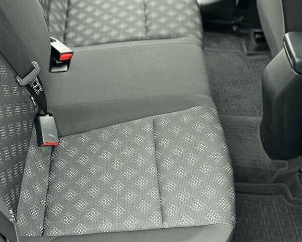 Коричневый Киа Рио, объемом двигателя 1.59 л и пробегом 67 тыс. км за 11800 $, фото 51 на Automoto.ua