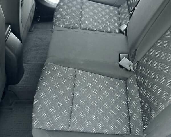 Коричневый Киа Рио, объемом двигателя 1.59 л и пробегом 67 тыс. км за 11800 $, фото 43 на Automoto.ua