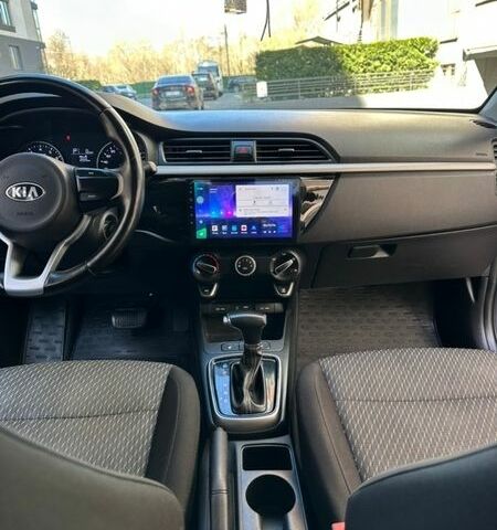 Коричневый Киа Рио, объемом двигателя 1.37 л и пробегом 118 тыс. км за 12800 $, фото 3 на Automoto.ua