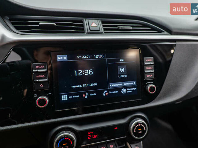 Коричневий Кіа Ріо, об'ємом двигуна 1.6 л та пробігом 39 тис. км за 15768 $, фото 14 на Automoto.ua