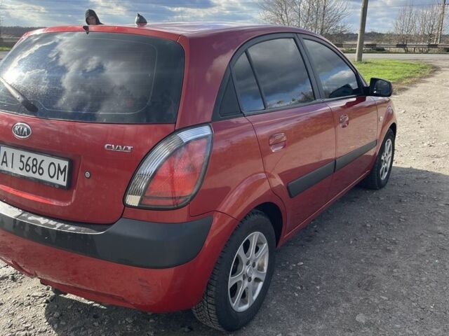 Кіа Ріо 2005 у Яготине на Automoto.ua Червоний Кіа Ріо, об'ємом двигуна 1.6 л та пробігом 222 тис. км за 4800 $, фото 3 на Automoto.ua