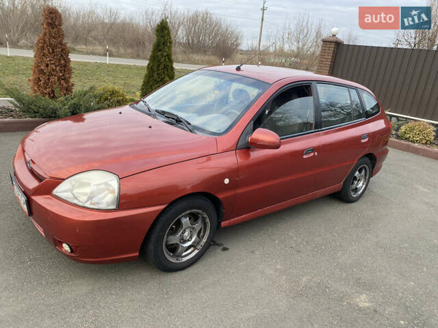 Красный Киа Рио, объемом двигателя 1.44 л и пробегом 220 тыс. км за 2950 $, фото 1 на Automoto.ua
