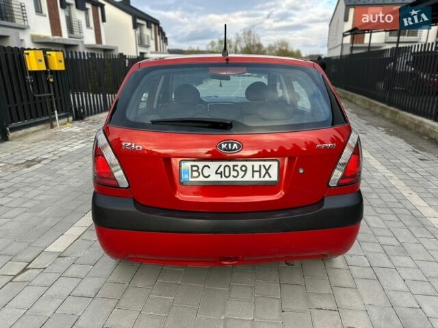Красный Киа Рио, объемом двигателя 1.49 л и пробегом 264 тыс. км за 3999 $, фото 13 на Automoto.ua