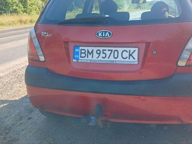 Красный Киа Рио, объемом двигателя 1.4 л и пробегом 219 тыс. км за 4100 $, фото 4 на Automoto.ua
