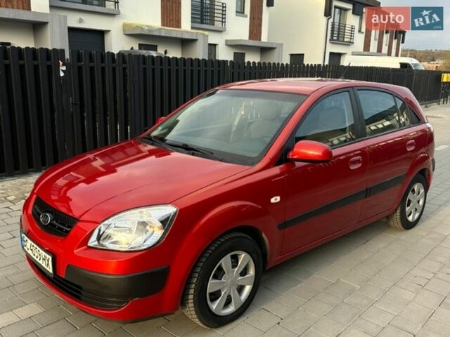 Красный Киа Рио, объемом двигателя 1.49 л и пробегом 264 тыс. км за 3999 $, фото 2 на Automoto.ua