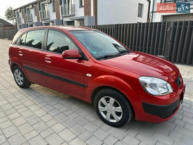 Красный Киа Рио, объемом двигателя 1.49 л и пробегом 264 тыс. км за 3999 $, фото 15 на Automoto.ua