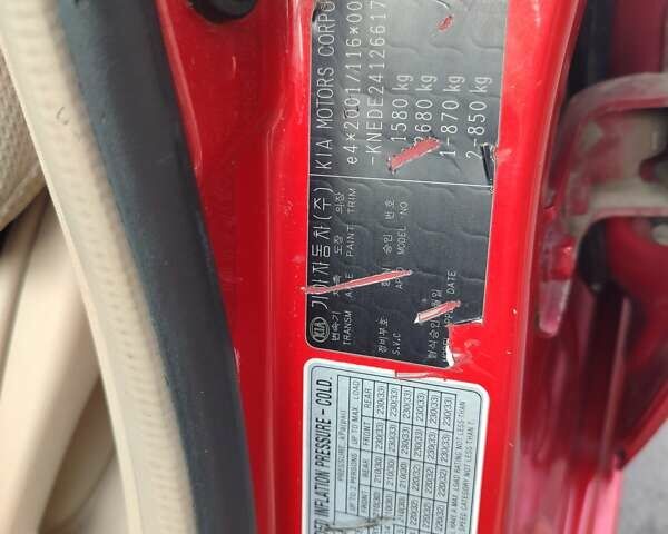 Красный Киа Рио, объемом двигателя 1.4 л и пробегом 281 тыс. км за 3900 $, фото 6 на Automoto.ua