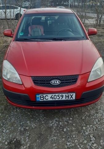 Красный Киа Рио, объемом двигателя 1.5 л и пробегом 263 тыс. км за 3500 $, фото 11 на Automoto.ua