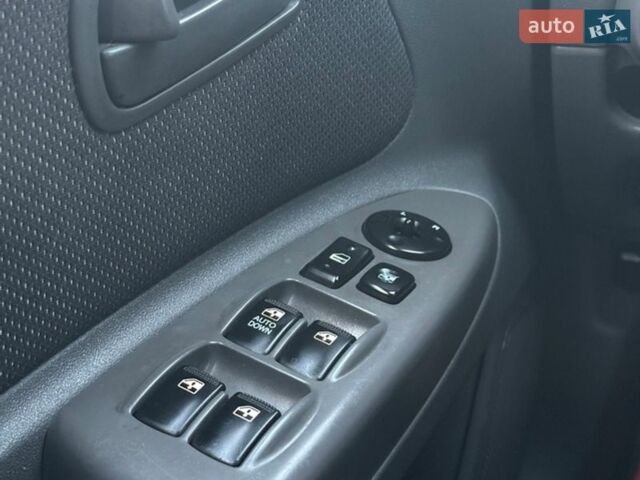 Красный Киа Рио, объемом двигателя 1.49 л и пробегом 264 тыс. км за 3999 $, фото 27 на Automoto.ua