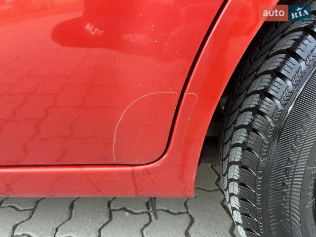 Червоний Кіа Ріо, об'ємом двигуна 1.4 л та пробігом 292 тис. км за 3999 $, фото 15 на Automoto.ua