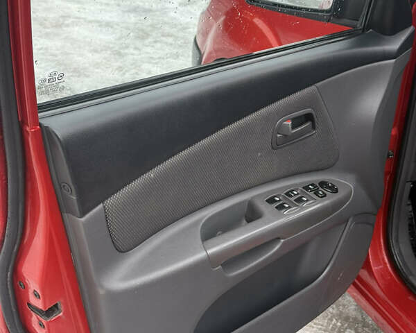 Красный Киа Рио, объемом двигателя 1.4 л и пробегом 110 тыс. км за 5900 $, фото 14 на Automoto.ua