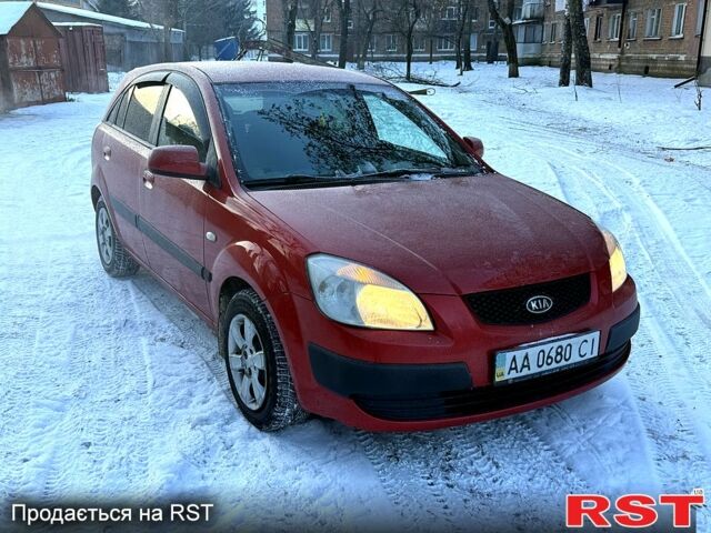Красный Киа Рио, объемом двигателя 1.4 л и пробегом 250 тыс. км за 4700 $, фото 7 на Automoto.ua