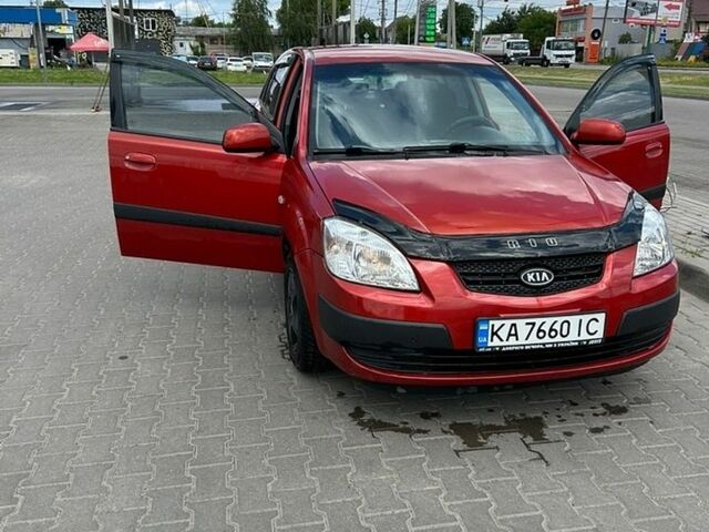 Красный Киа Рио, объемом двигателя 1.4 л и пробегом 257 тыс. км за 5300 $, фото 11 на Automoto.ua