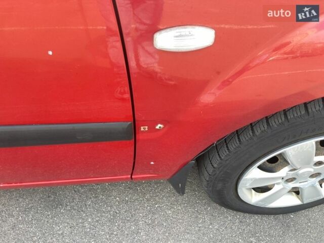 Красный Киа Рио, объемом двигателя 1.4 л и пробегом 216 тыс. км за 3900 $, фото 16 на Automoto.ua