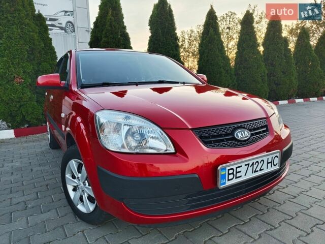Червоний Кіа Ріо, об'ємом двигуна 1.4 л та пробігом 162 тис. км за 6200 $, фото 6 на Automoto.ua