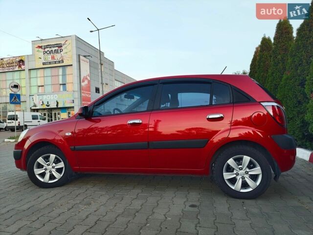 Червоний Кіа Ріо, об'ємом двигуна 1.4 л та пробігом 162 тис. км за 6200 $, фото 10 на Automoto.ua